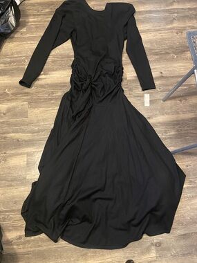 Women's Black Long-Sleeve Ruched Waist Maxi Dress